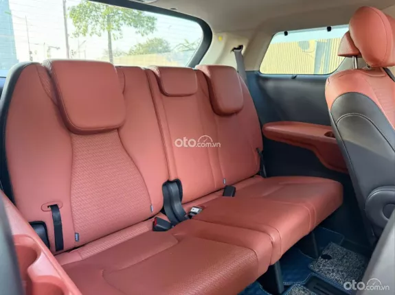 Kia Carnival 2.2D Signature 2022 - Đẳng cấp doanh nhân