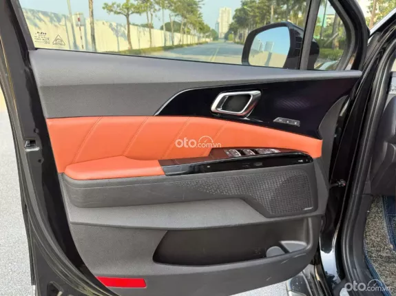 Kia Carnival 2.2D Signature 2022 - Đẳng cấp doanh nhân