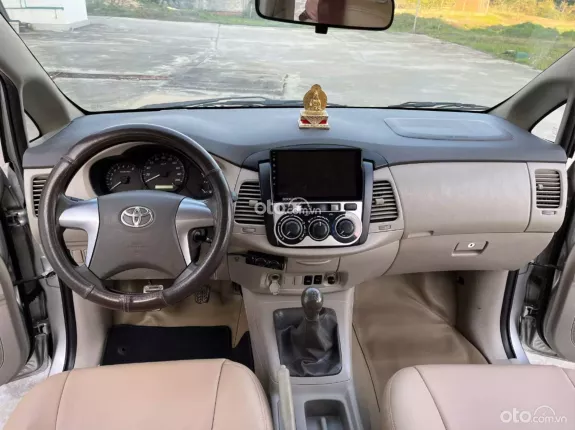 Toyota Innova 2.0E 2014 - Đăng kiểm 8 chỗ, Zin cả xe, 1 chủ sử dụng