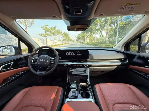 Kia Carnival 2.2D Signature 2024 - Bầu trời công nghệ