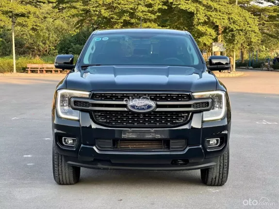 Ford Ranger XLS 2.0L 4x2 AT 2023 - Một chủ từ mới 3 vạn full ls hãng
