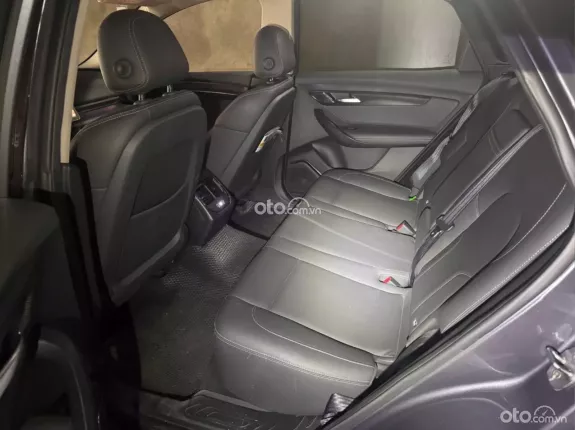 VinFast VF8 Eco 2022 - Tên cá nhân biển trắng