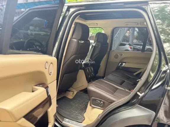 Land Rover Range Rover Vogue LR-SDV8 3.0 AT 2014 - Nội thất còn đẹp, chất xe ko có điểm chê
