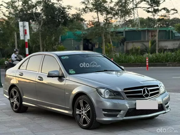 Mercedes-Benz C200 Edition C 2014 - Siêu đẹp, tư nhân chính chủ