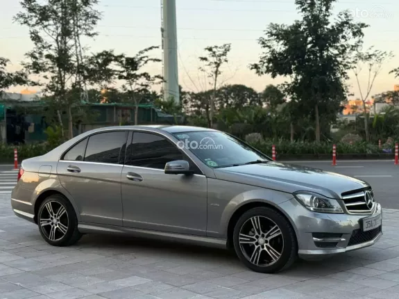 Mercedes-Benz C200 Edition C 2014 - Siêu đẹp, tư nhân chính chủ