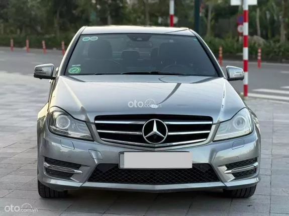 Mercedes-Benz C200 Edition C 2014 - Siêu đẹp, tư nhân chính chủ