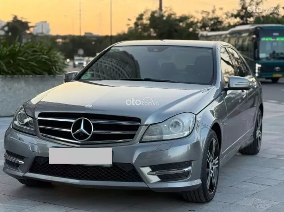 Mercedes-Benz C200 Edition C 2014 - Siêu đẹp, tư nhân chính chủ