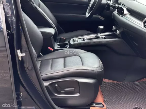 Mazda CX-5 2.5L Signature Premium AWD 2018 - Odo chỉ 4 vạn hơn - Xe siêu mới đã thêm trang bị - 1 chủ từ đầu
