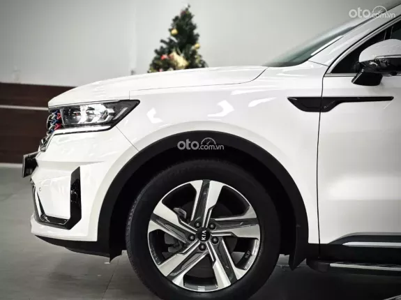 Kia Sorento 2.2D Premium AWD 2021 - Xe lướt như mới giá cực tốt