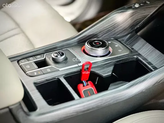 Kia Sorento 2.2D Premium AWD 2021 - Xe lướt như mới giá cực tốt