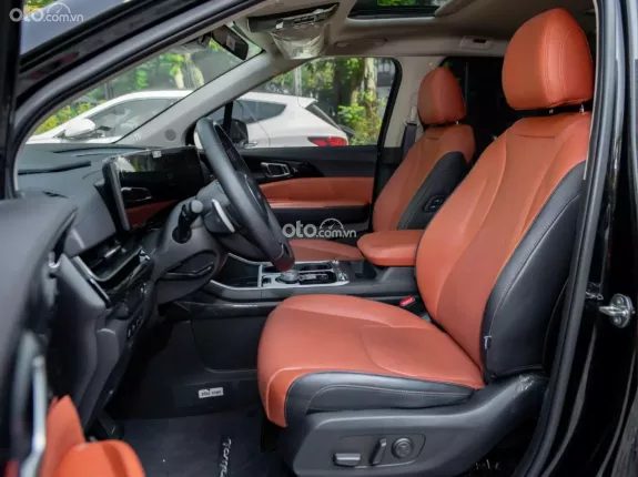 Kia Carnival 2.2D Signature 2025 - Kia Carnival 2.2D Signature 2025