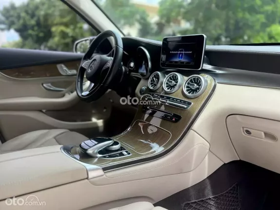 Mercedes-Benz GLC 250 4Matic 2020 - ĐỘ FULL GLC 63s AMG