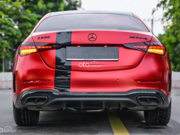 Mercedes-Benz C300 AMG First Edition 2022 - XANH WARP ĐỎ NHÁM CỰC ĐẸP