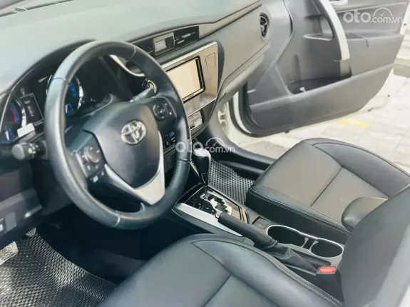 Toyota Corolla Altis 1.8 G 2021 - Cam kết đầy đủ