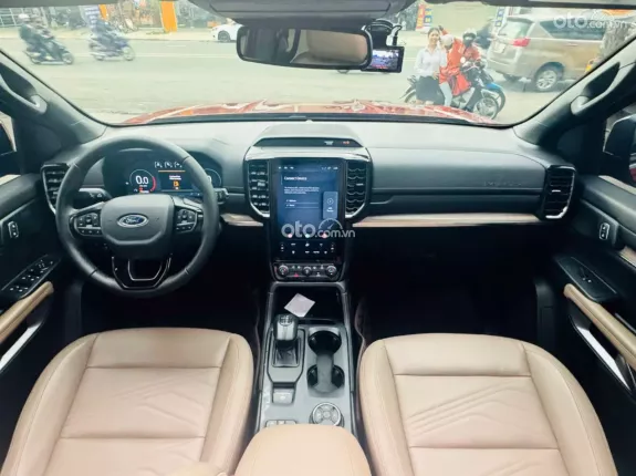Ford Everest Titanium 2.0L AT 4WD 2023 - XE 7 CHỖ NHẬP THÁI_CHÍNH HÃNG_BẢO HÀNH 1 NĂM