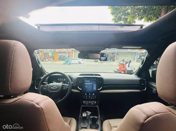 Ford Everest Titanium 2.0L AT 4WD 2023 - XE 7 CHỖ NHẬP THÁI_CHÍNH HÃNG_BẢO HÀNH 1 NĂM