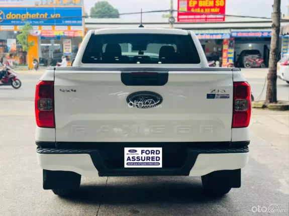 Ford Ranger XLT 2.0 4x4 AT 2023 - BÁN TẢI 2 CẦU_ XE ĐẸP_CHÍNH HÃNG_CHẤT LƯỢNG