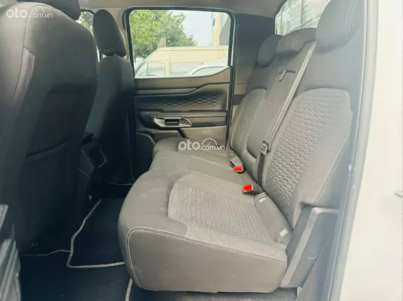 Ford Ranger XLT 2.0 4x4 AT 2023 - BÁN TẢI 2 CẦU_ XE ĐẸP_CHÍNH HÃNG_CHẤT LƯỢNG