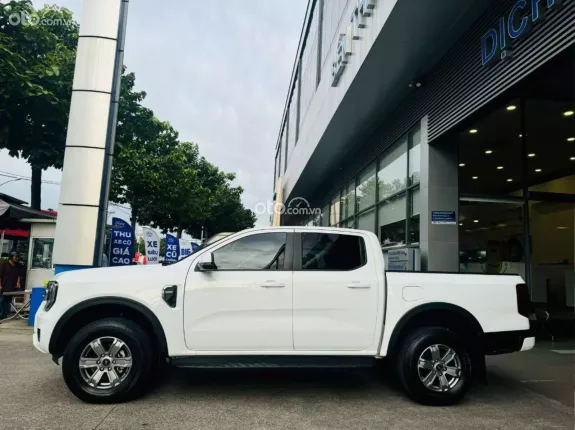 Ford Ranger XLT 2.0 4x4 AT 2023 - BÁN TẢI 2 CẦU_ XE ĐẸP_CHÍNH HÃNG_CHẤT LƯỢNG