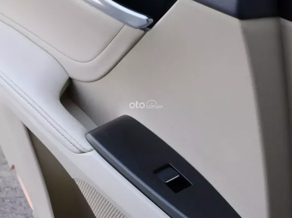 Toyota Camry 2.0Q 2022 - Odo 56 ngàn km