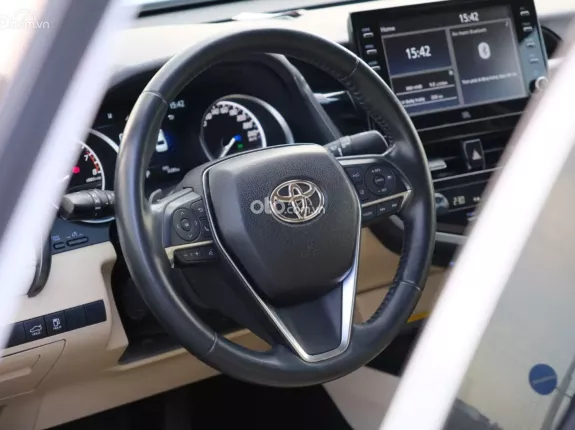 Toyota Camry 2.0Q 2022 - Odo 56 ngàn km