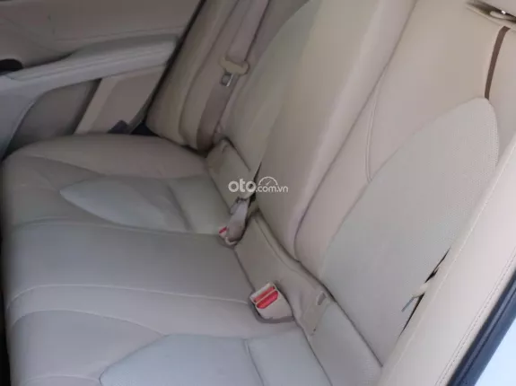 Toyota Camry 2.0Q 2022 - Odo 56 ngàn km