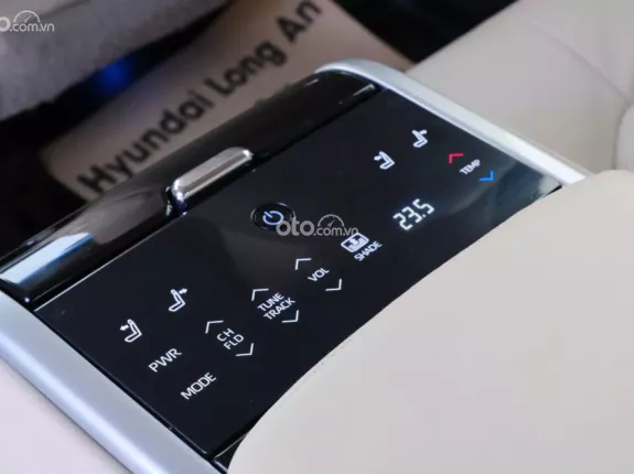 Toyota Camry 2.0Q 2022 - Odo 56 ngàn km