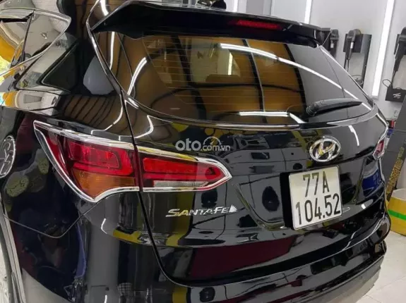 Hyundai Santa Fe 2.4L Xăng Tiêu chuẩn 2018 - Full lịch sử hãng