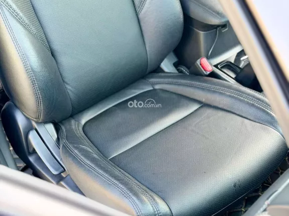 Mitsubishi Outlander 2.0 CVT 2019 - Một chủ từ mới