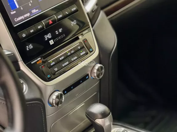 Toyota Land Cruiser VX 4.6 V8 2019 - Alo em Đệ giá tốt nhất