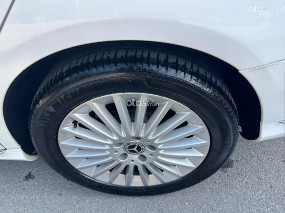 Mercedes-Benz C250 Exclusive 2015 - Xe sang trọng, đầy đủ tiện nghi hiện đại