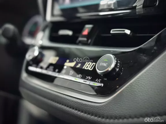Toyota Corolla Altis 1.8 V 2023 - Xe lướt siêu đẹp, chất lượng như mới