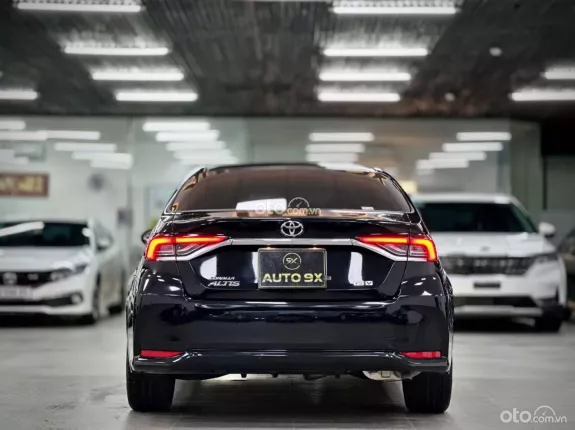 Toyota Corolla Altis 1.8 V 2023 - Xe lướt siêu đẹp, chất lượng như mới