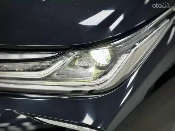 Toyota Corolla Altis 1.8 V 2023 - Xe lướt siêu đẹp, chất lượng như mới