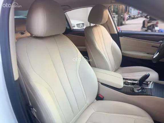 BMW 520i Luxury Line 2022 - Xe full lịch sử bảo dưỡng chính hãng