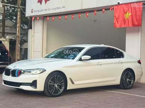 BMW 520i Luxury Line 2022 - Xe full lịch sử bảo dưỡng chính hãng