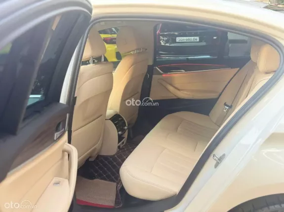 BMW 520i Luxury Line 2022 - Xe full lịch sử bảo dưỡng chính hãng