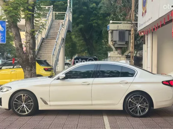BMW 520i Luxury Line 2022 - Xe full lịch sử bảo dưỡng chính hãng