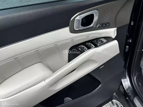 Kia Sorento 2.5G Premium 2022 - Full ls hãng