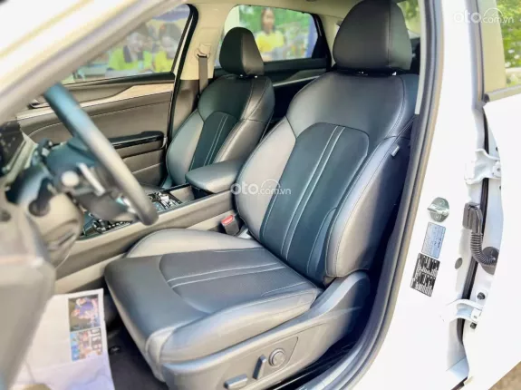 Kia K5 2.0 Luxury 2022 - Odo 2,4 vạn km zin