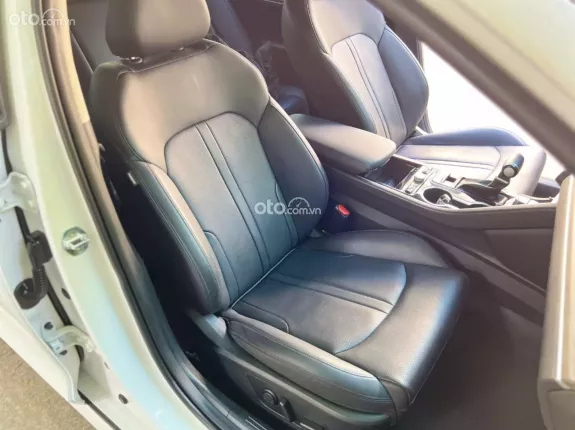 Kia K5 2.0 Luxury 2022 - Odo 2,4 vạn km zin