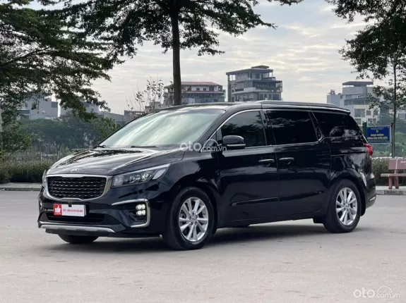 Kia Sedona 2.2 DAT 2021 - Biển Hà Nội