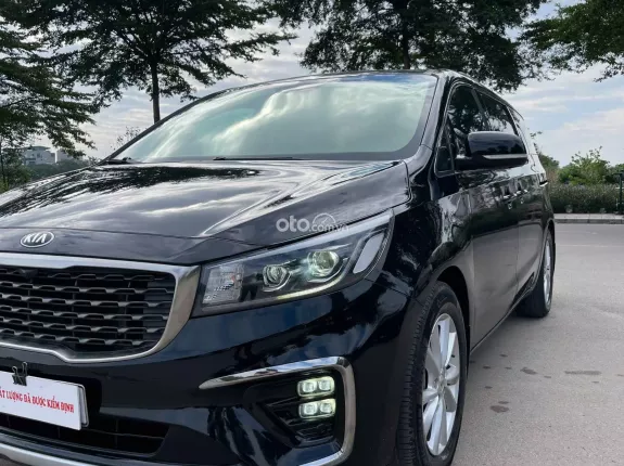 Kia Sedona 2.2 DAT 2021 - Biển Hà Nội