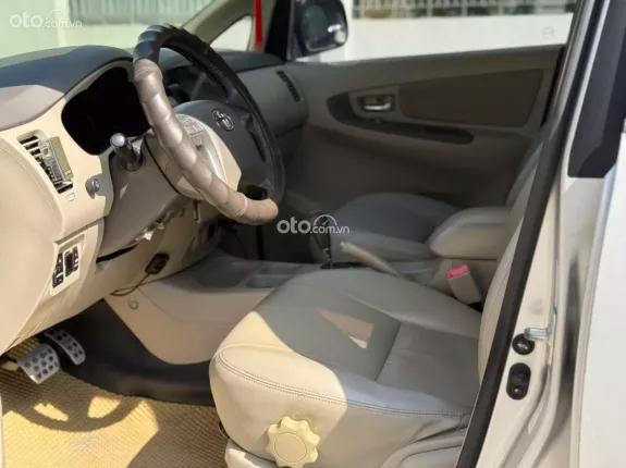 Toyota Innova 2.0G 2013 - Cam kết không đâm đụng, ngập nước, động cơ nguyên bản