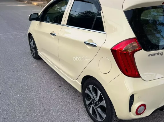 Kia Morning Si 1.25 AT 2016 - Xe chất, không lỗi, hồ sơ trong xe. Nội ngoại thất rất đẹp. Mọi chức năng hoàn hảo A