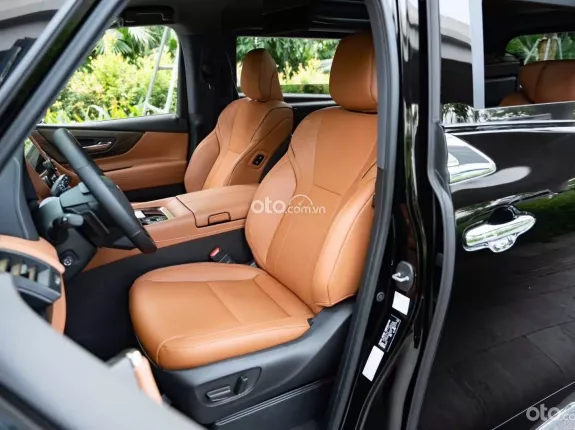 Toyota Alphard Executive Lounge 2025 - Siêu lướt 11.000km như mới