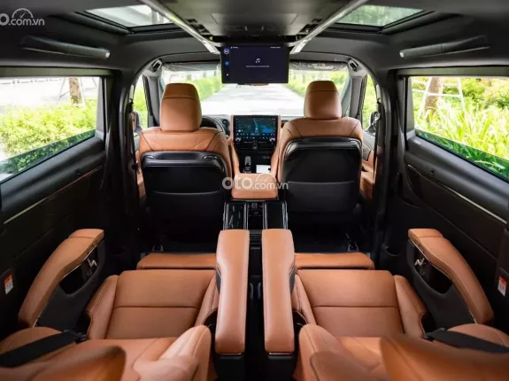 Toyota Alphard Executive Lounge 2025 - Siêu lướt 11.000km như mới