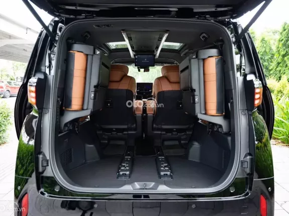Toyota Alphard Executive Lounge 2025 - Siêu lướt 11.000km như mới