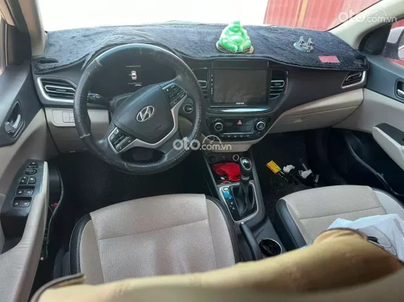 Hyundai Accent 1.4 AT 2022 - Xe gia đình sử dụng