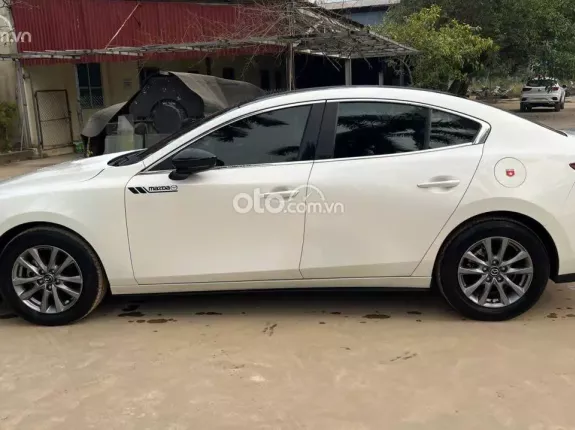 Mazda 3 1.5L Sedan 2022 - Bảo dưỡng đầy đủ